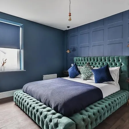 펜션 Luxury Spacious Pad With Games 셰필드